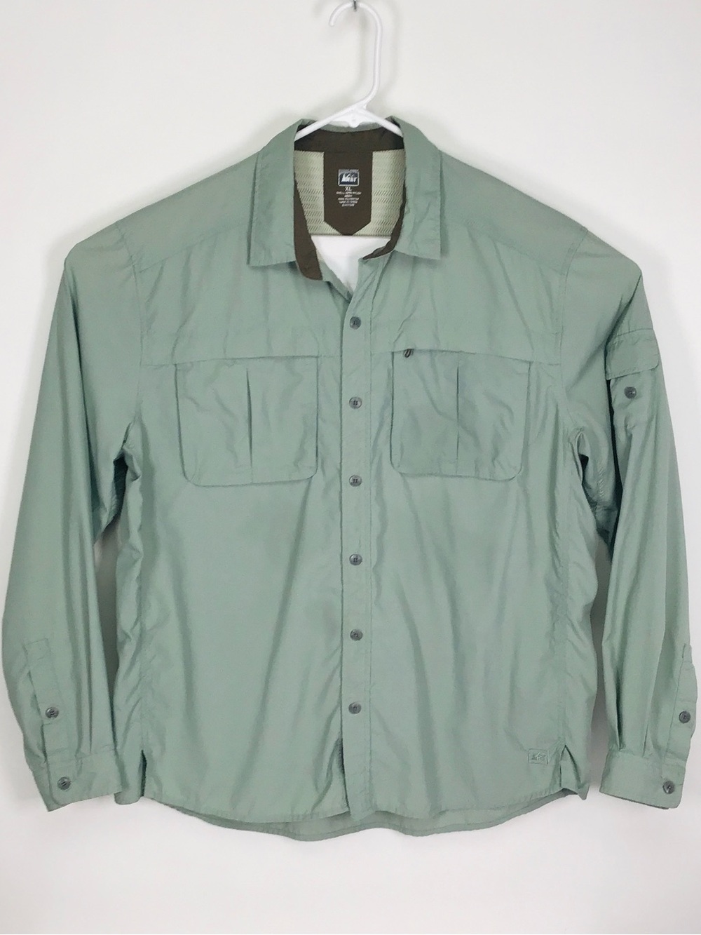 REI men’s long sleeve button up safari shirt XL